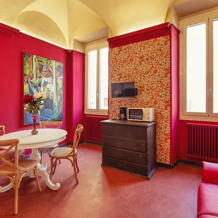 דירה City Centre Apartment
