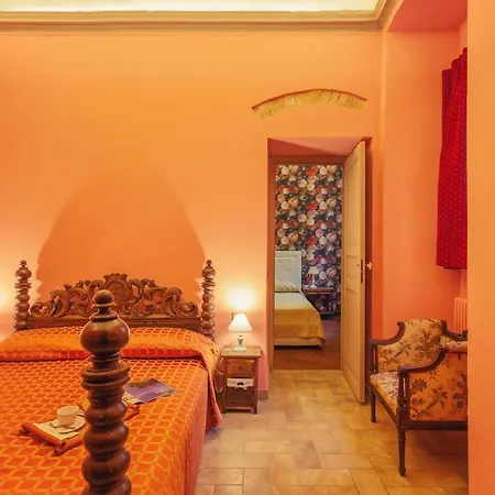 City Centre Apartment *